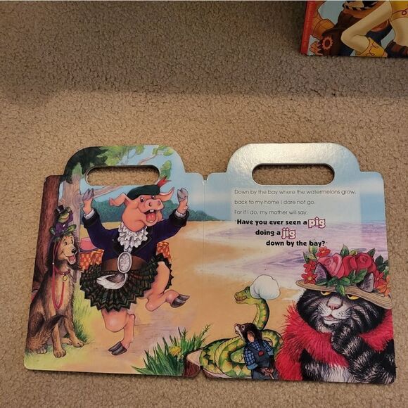 Bundle of 2 Large non-working sing-along books for toddlers - Picture 5 of 15